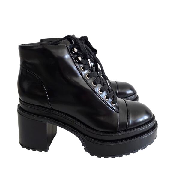 Cult Gaia Black Bratz Leather Lace Up Lug Sole Ankle Boots Size 9 - Picture 1 of 9